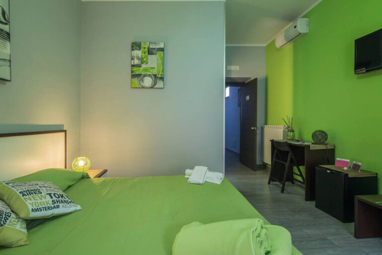 Bed and Breakfast BB Eco Pompeii green double room with balcony 4 768x513