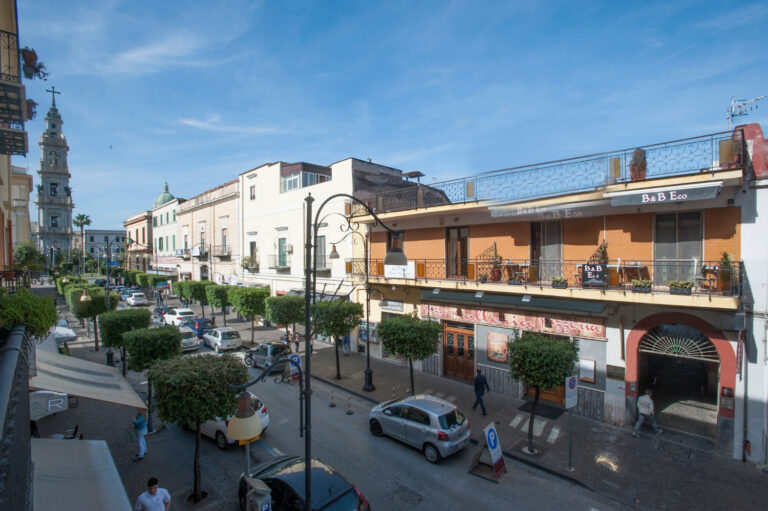 Bed and Breakfast BB Eco Pompeii the structure from the road 768x511