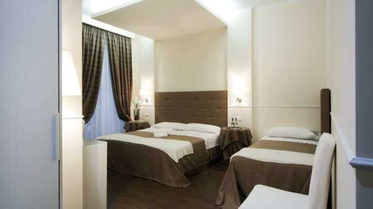 Caesar Place tripl 7152 768x432