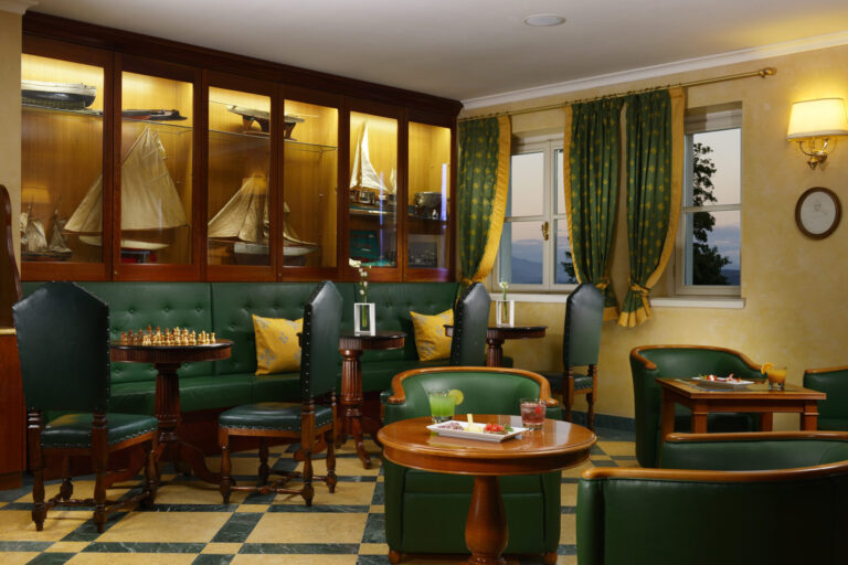 LOUNGE.BAR .PALAZZO 768x512