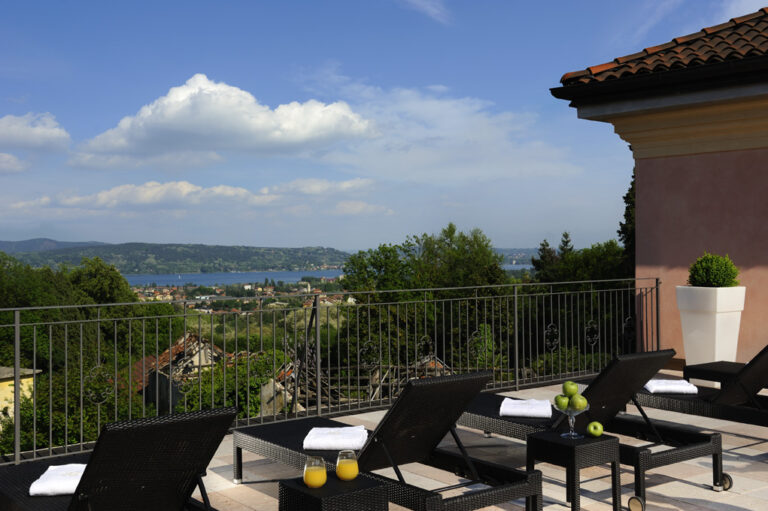 PALAZZO.LAKE .VIEW  768x511