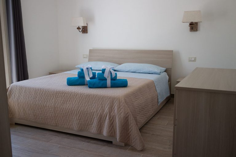 8CFE5B92 420D 4DB4 96A0 7B8769EA474C 768x512