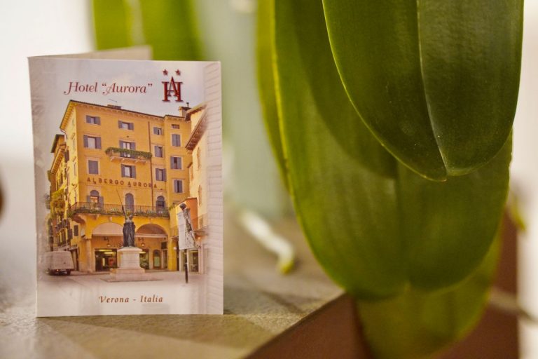 Biglietto da visita 768x512