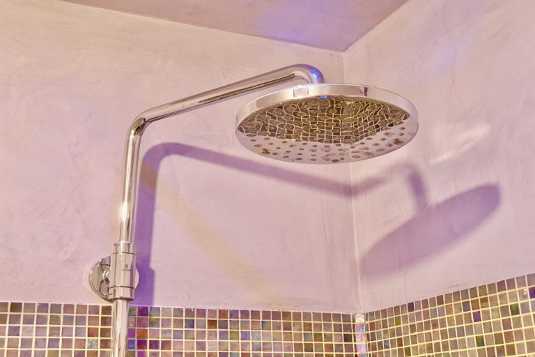 Dettaglio bagno camera 23 1 768x512