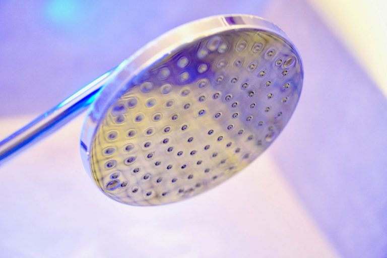 Dettaglio bagno camera 5 768x512