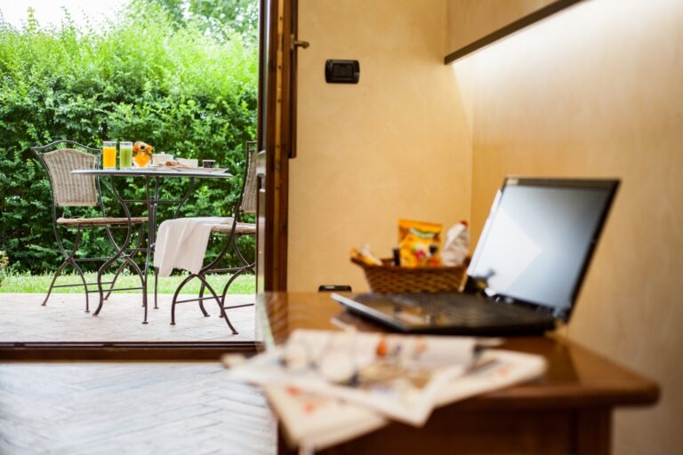 IMG 0418 e1478862101565 768x512