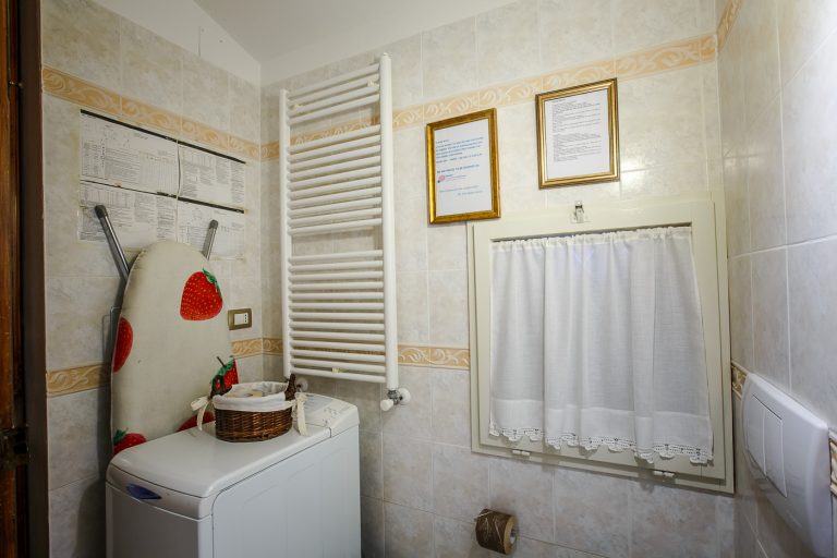 Best place to say for honeymoon in Perugia 768x512