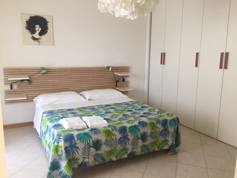 Camera da letto 768x576