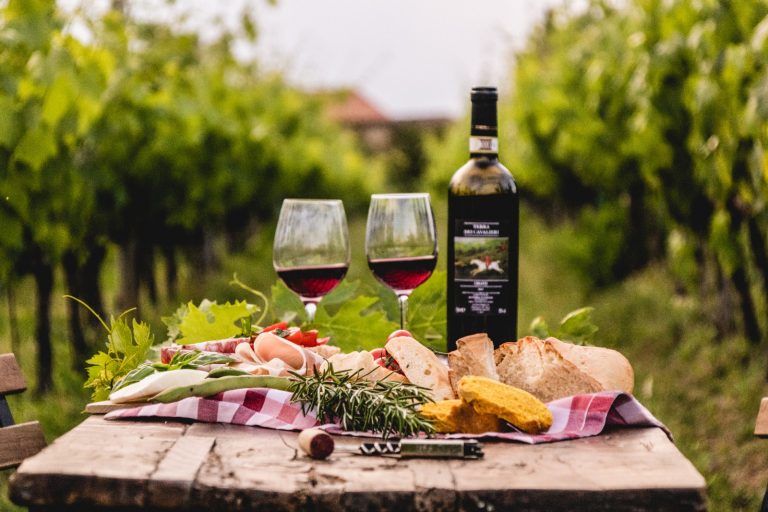 Fattoria La Loggia Degustaz Cesto 2 768x512