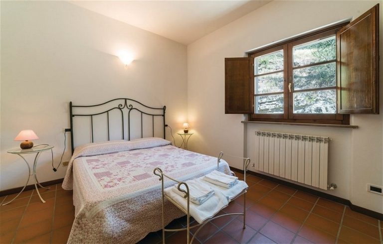 iup283 bed 01 768x490