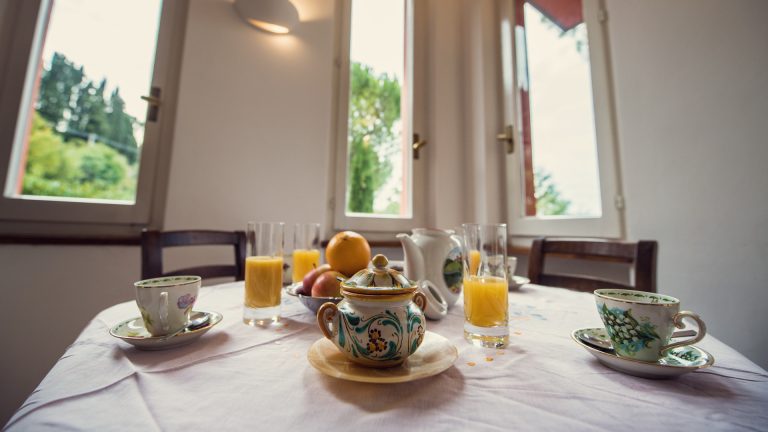 long term rental villa down town Perugia 768x432