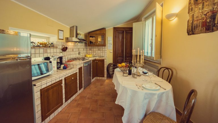 romantic place to stay in Umbria 768x432