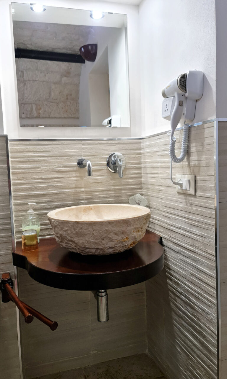 01 bagno2020 picc bia 768x1278