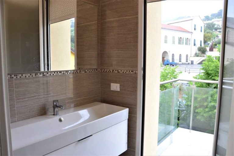 FB IMG 1597306245897 768x512