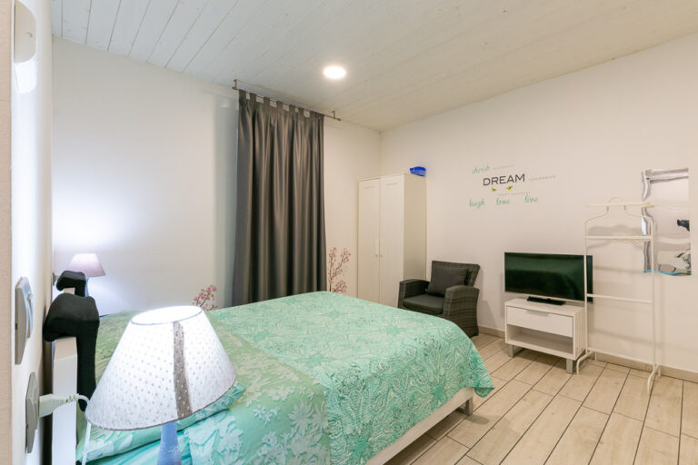 Weekend a Ferrara Il Giardino di Rebecca camera 2 Cuori in Viaggio 768x512